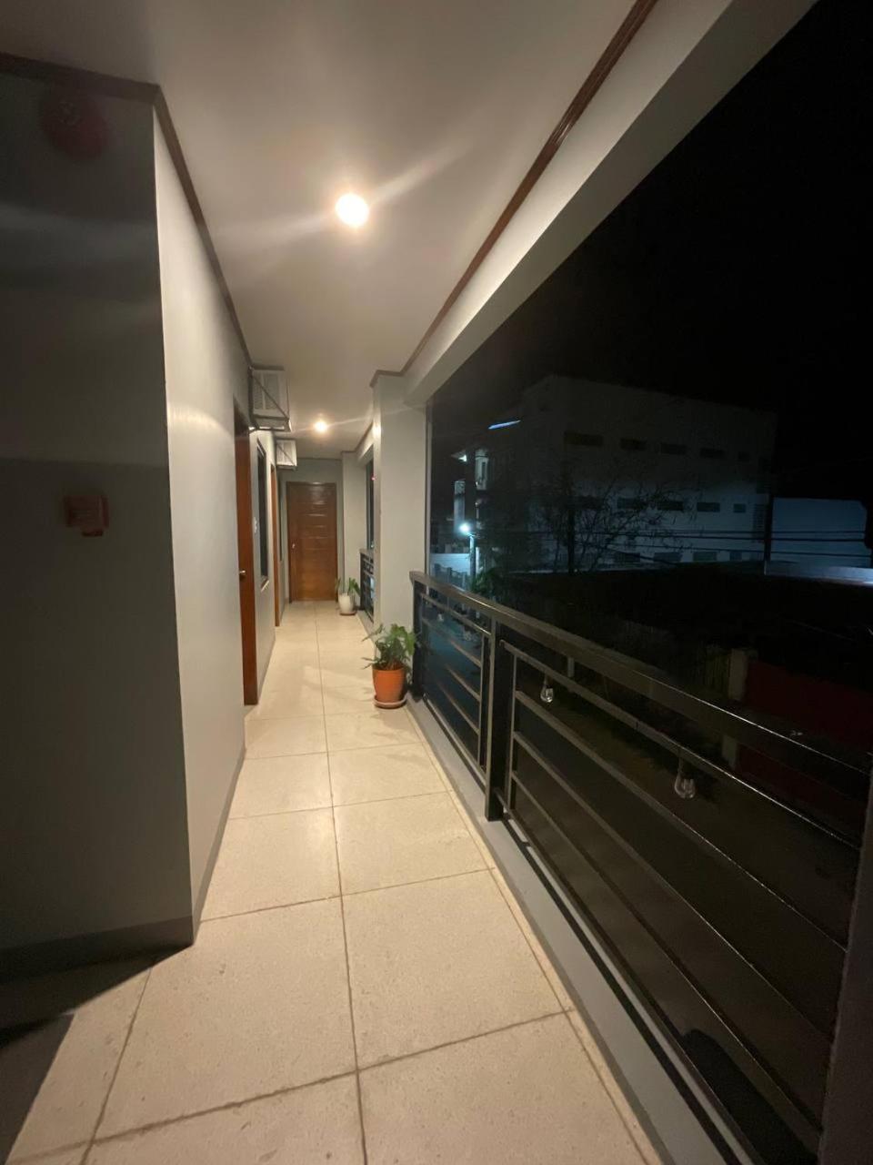 Halajo Bnb Transient Laoag Ngoại thất bức ảnh