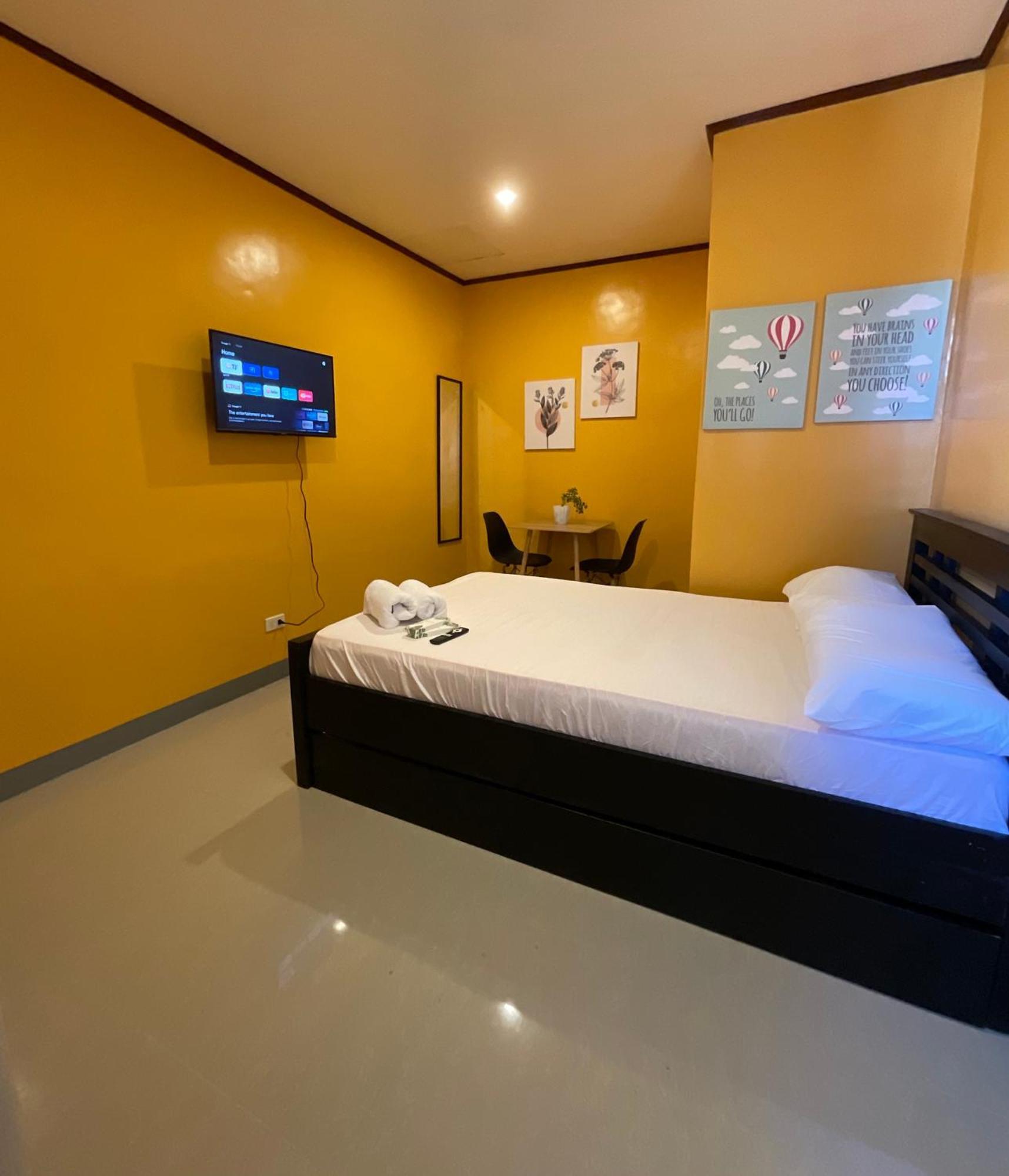 Halajo Bnb Transient Laoag Phòng bức ảnh